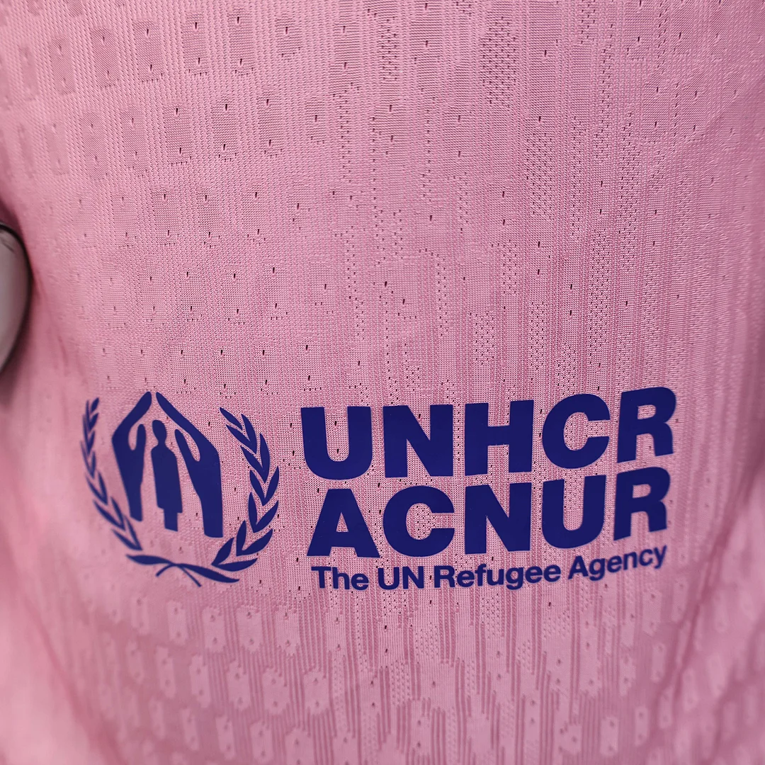 2025/2026 Player Version Barcelona Special Edition Pink Football Shirt 1:1 Thai Quality - Image 4