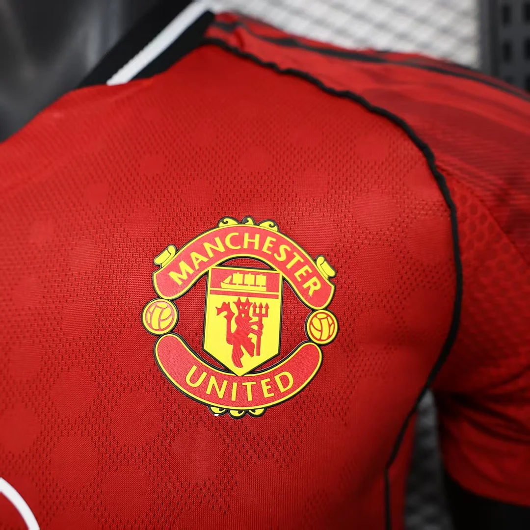2025/2026 Player Version Manchester United Home Football Shirt 1:1 Thai Quality - Image 5