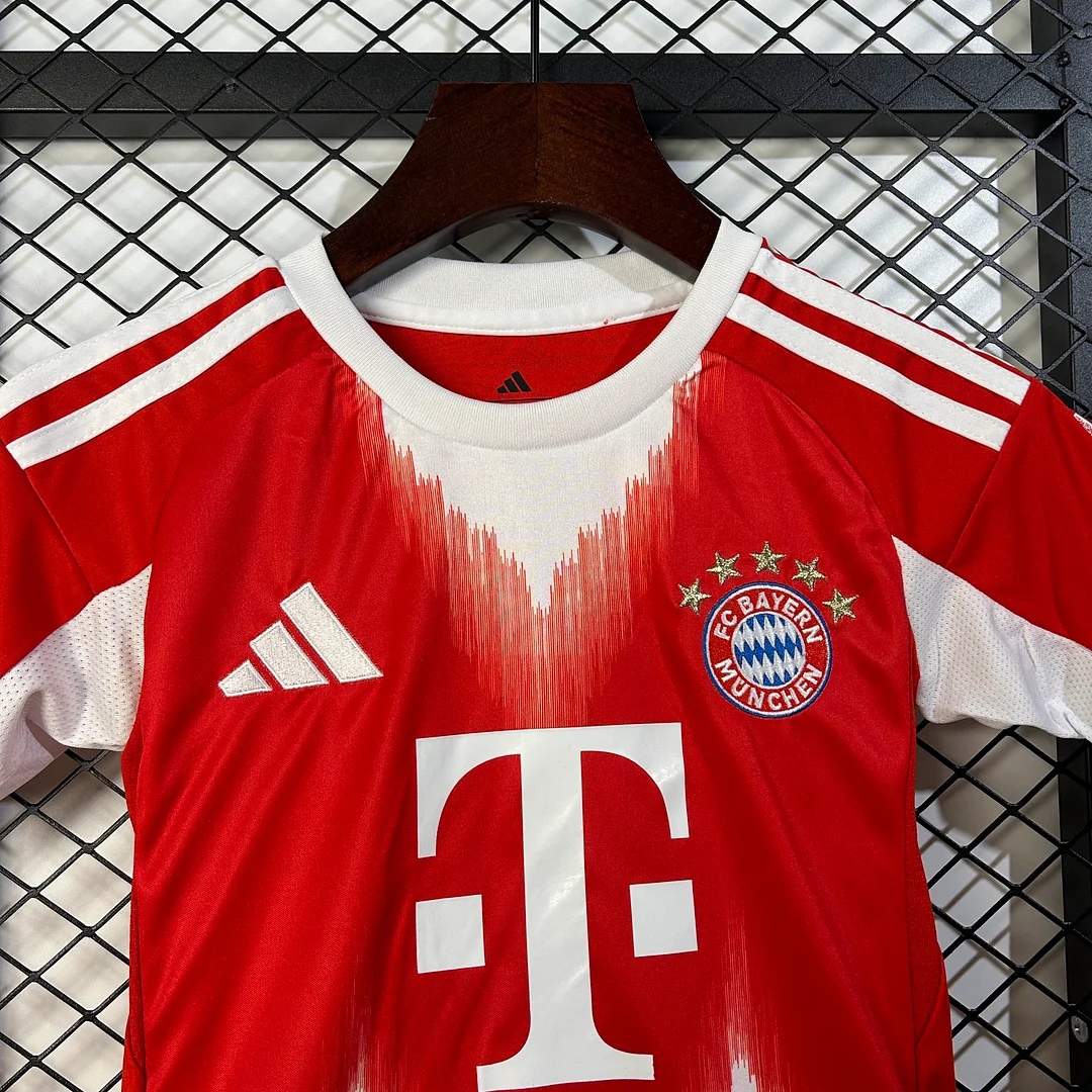 2025/2026 Bayern Munich Home Football Jersey 1:1 Thai Quality Kids Size - Image 3