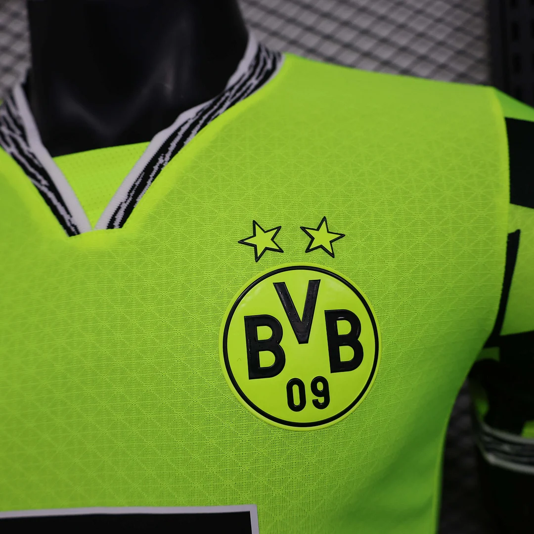 2025/2026 Player Version Dortmund Special Edition Fluorescent green Football Shirt 1:1 Thai Quality - Image 7