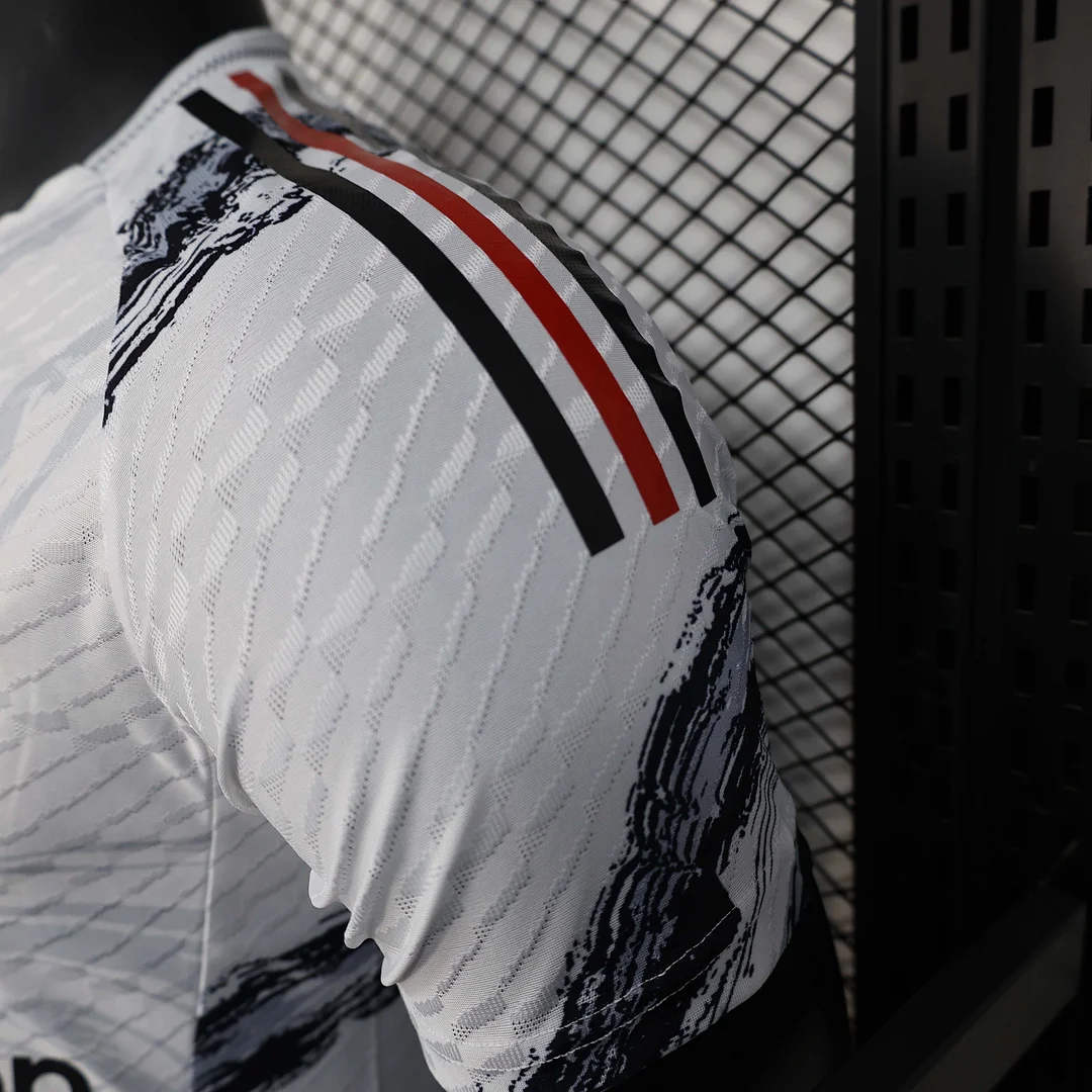 2025/2026 Player Version Manchester United Special Edition White Football Shirt 1:1 Thai Quality - Image 7