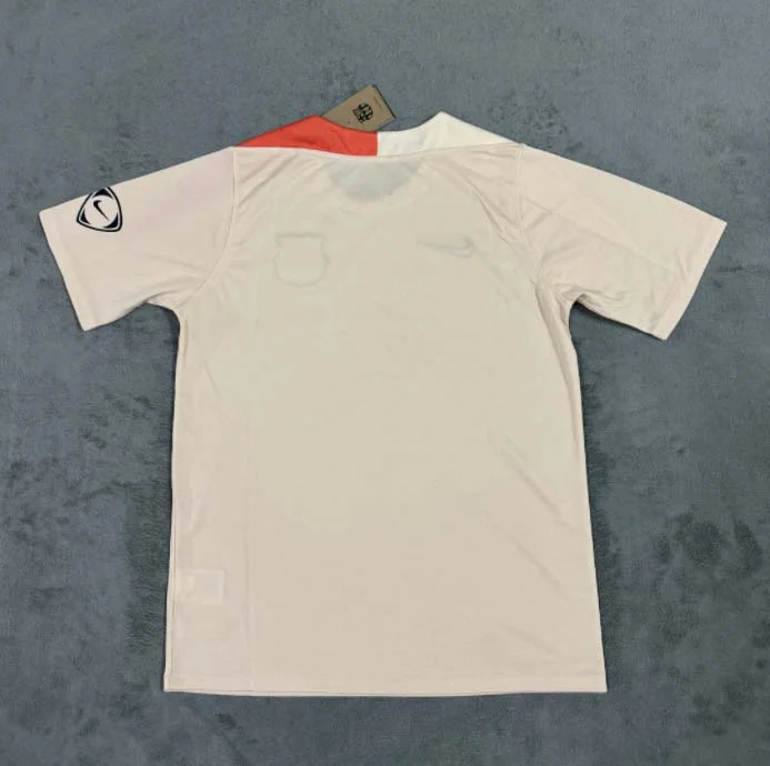 2025/2026 Barcelona Training Wear cream-yellow Football Shirt 1:1 Thai Quality - Image 2
