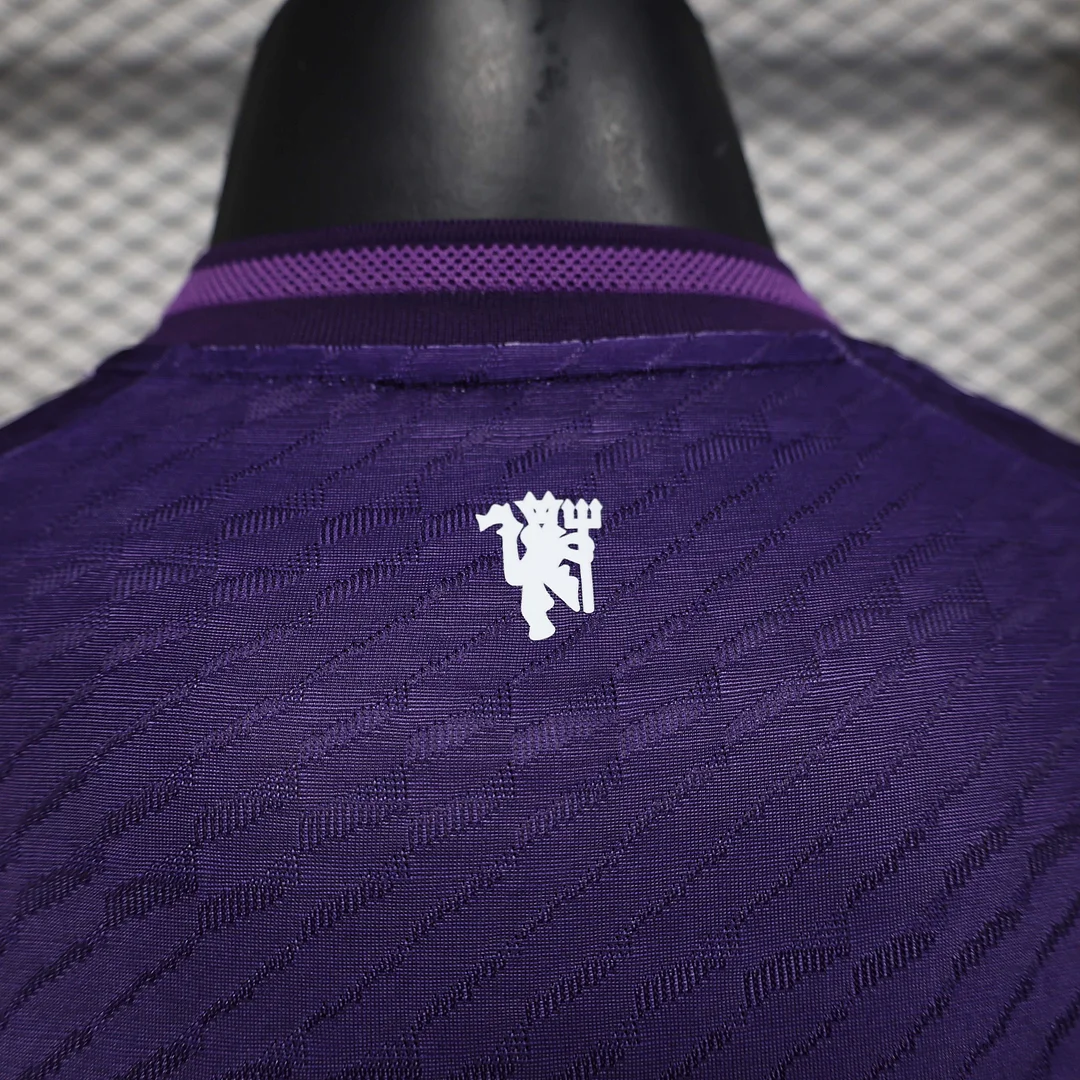 2025/2026 Player Version Manchester United Special Edition Purple Football Shirt 1:1 Thai Quality - Image 8