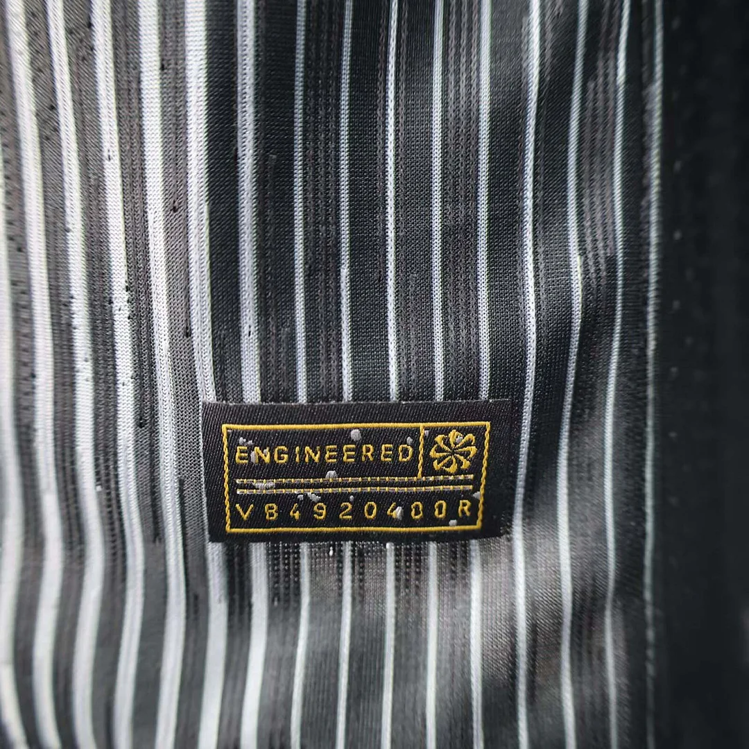 2025/2026 Player Version Psg Paris Saint-Germain Goalkeeper Black Football Shirt 1:1 Thai Quality - Image 9