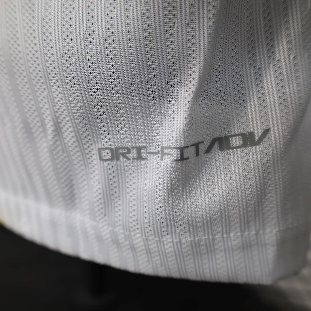 2025/2026 Player Version Tottenham Limited Edition Football Shirt 1:1 Thai Quality - Image 9