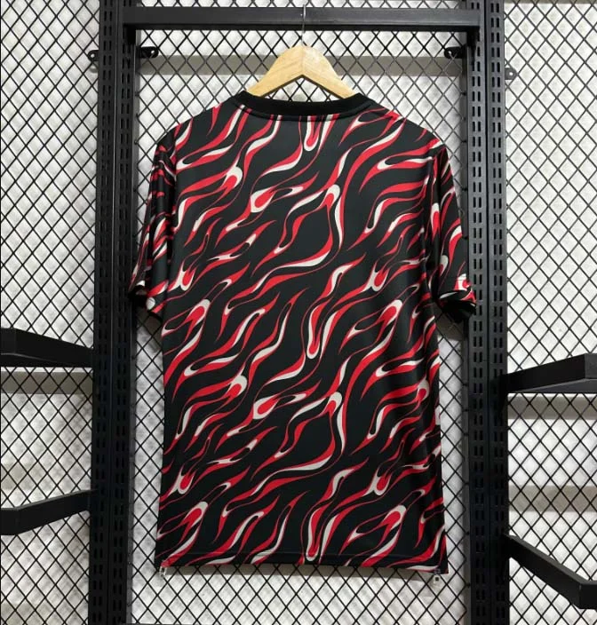 2025/2026 Manchester United Special Edition Red and black Football Shirt 1:1 Thai Quality - Image 3