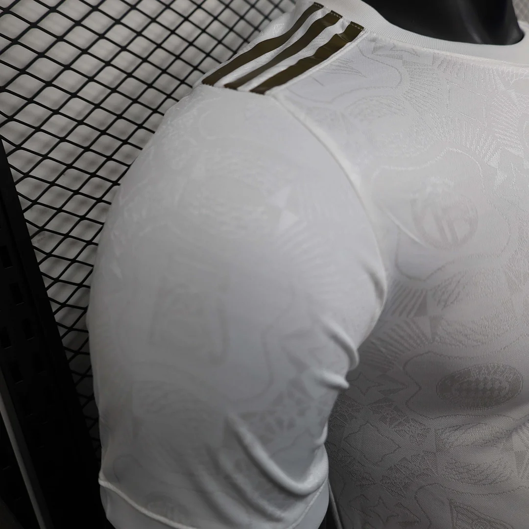 2025/2026 Player Version Bayern Munich 125th Anniversary Special Edition White Football Shirt 1:1 Thai Quality - Image 3