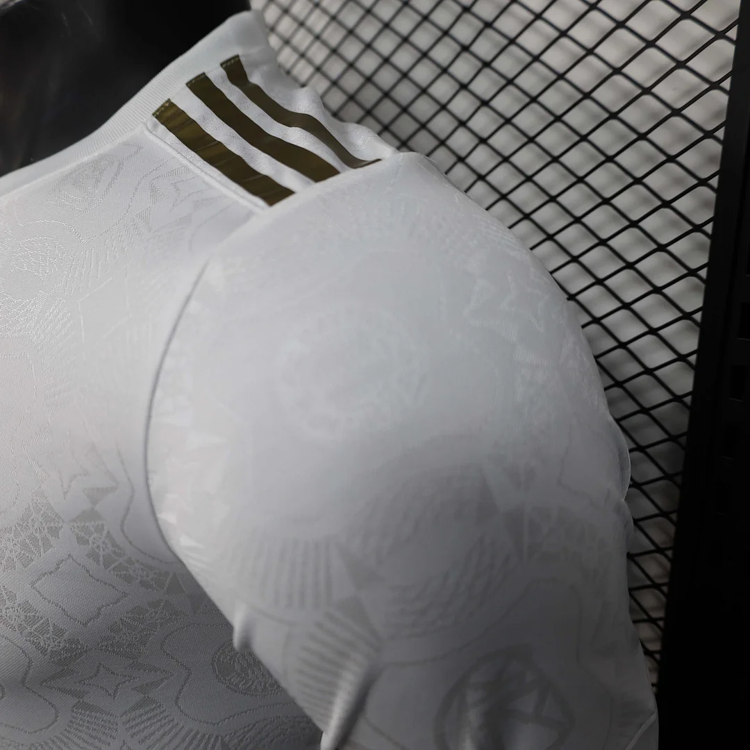 2025/2026 Player Version Bayern Munich 125th Anniversary Special Edition White Football Shirt 1:1 Thai Quality - Image 7