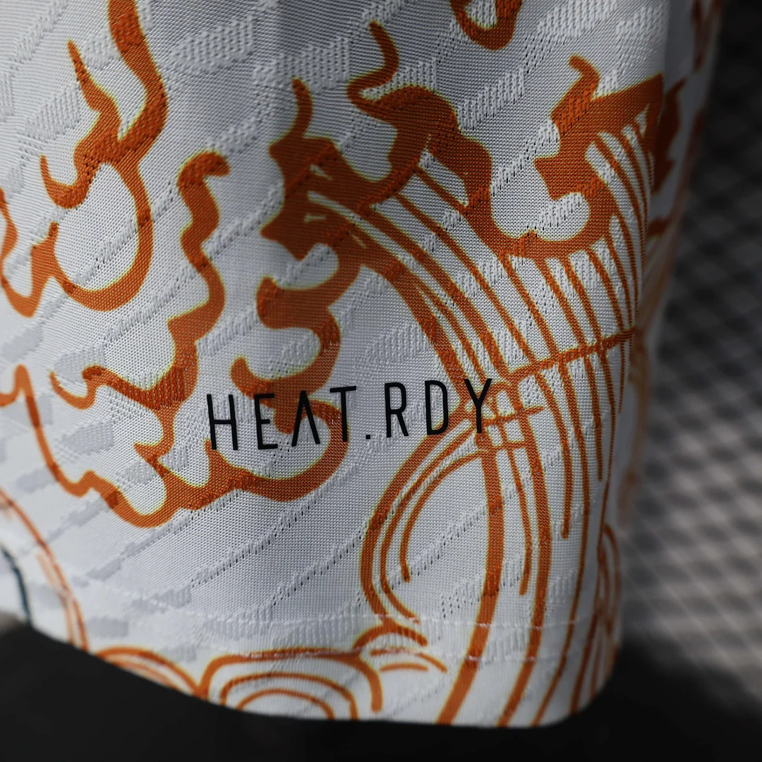 2025/2026 Player Version Real Madrid Special Edition White Football Shirt 1:1 Thai Quality - Image 9