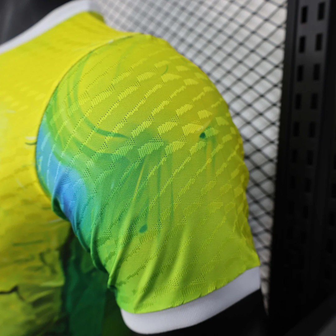 2025/2026 Player Version Real Madrid Special Edition Yellow and green Football Shirt 1:1 Thai Quality - Image 7