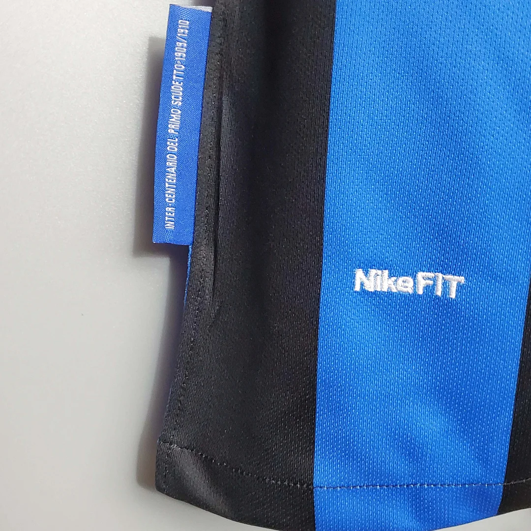 2009/2010 Retro Internazionale Milan Home Football Jersey 1:1 Thai Quality - Image 11