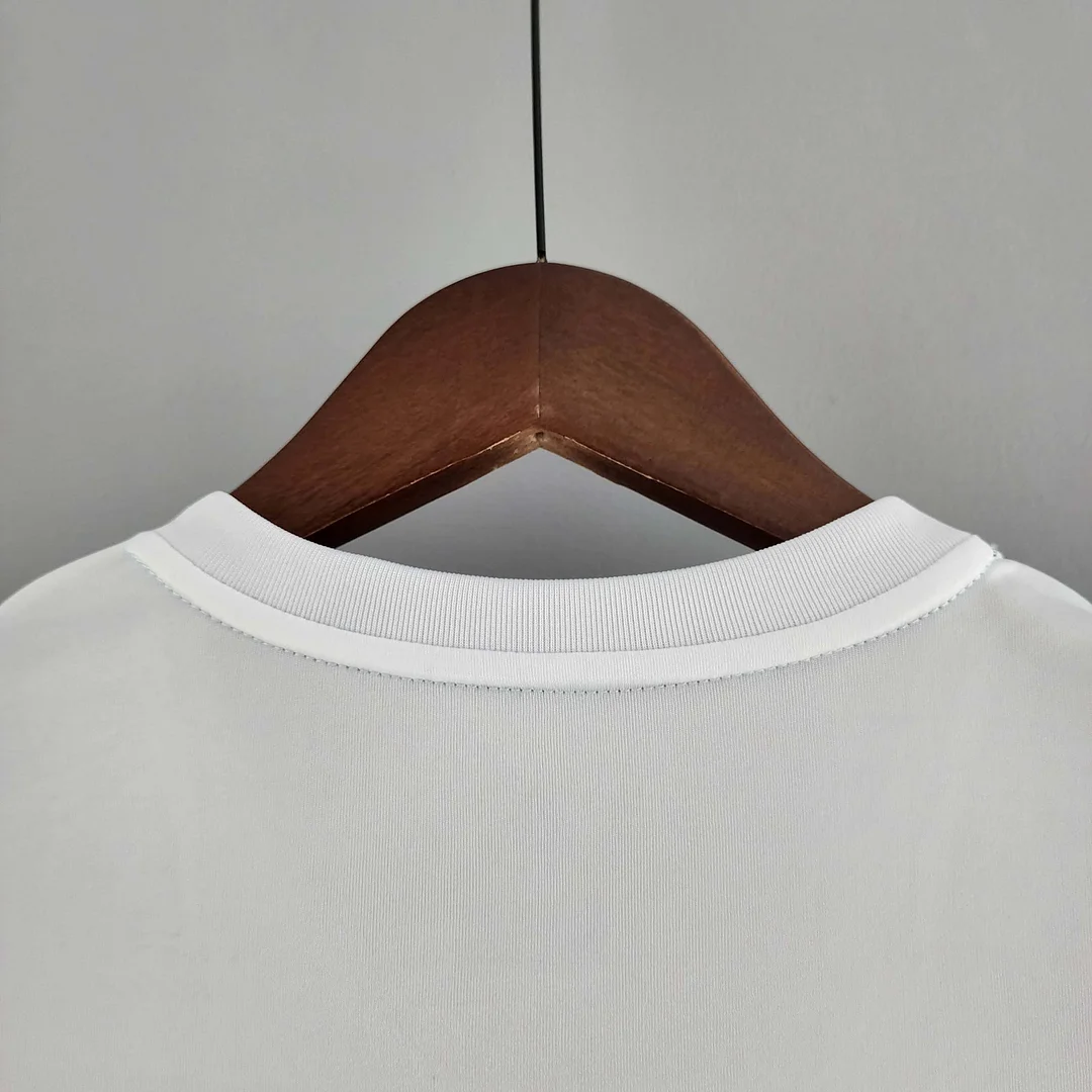 2017/2018 Retro Real Madrid Home Football Shirt 1:1 Thai Quality - Image 5