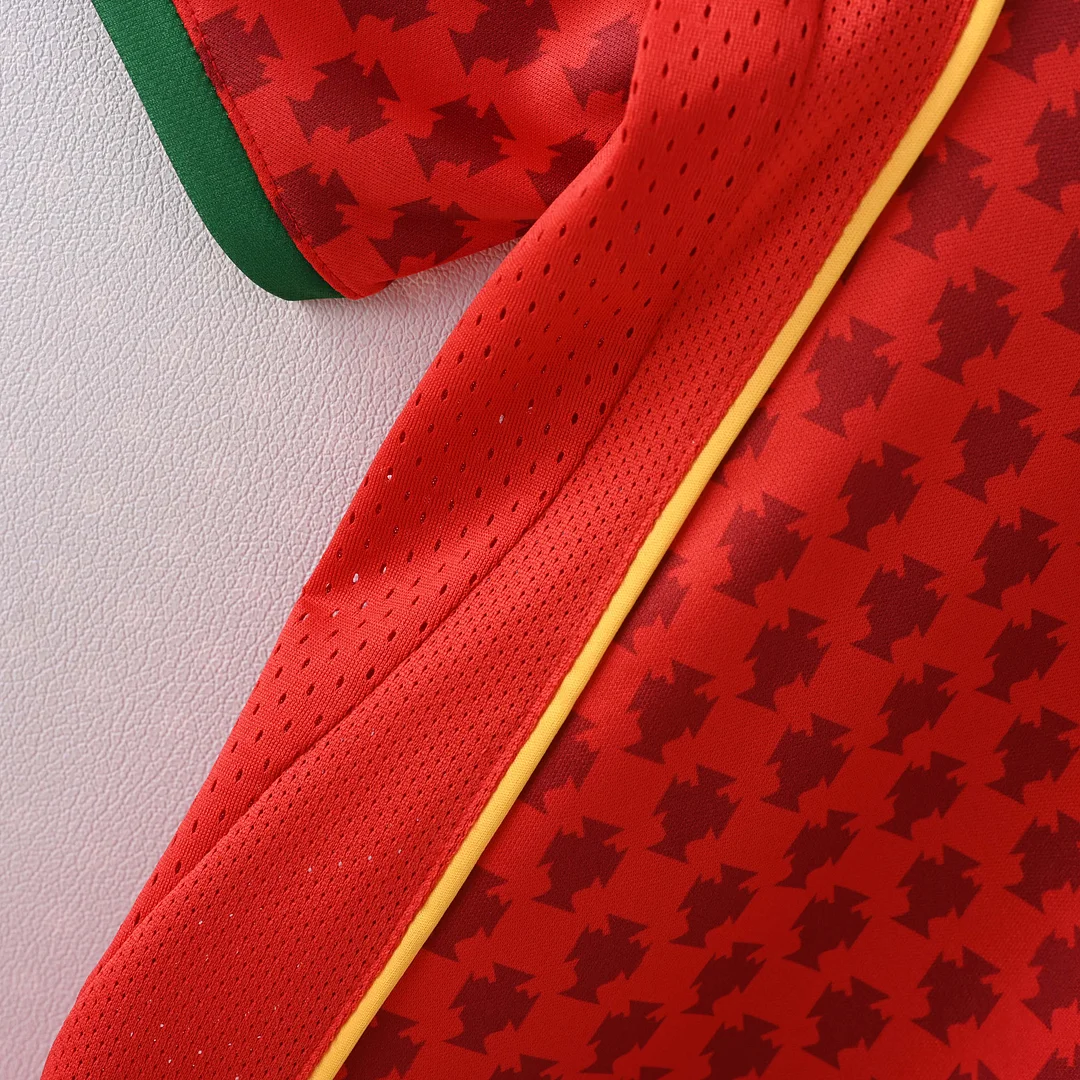 2004 Retro Portugal Home Football Shirt 1:1 Thai Quality - Image 3