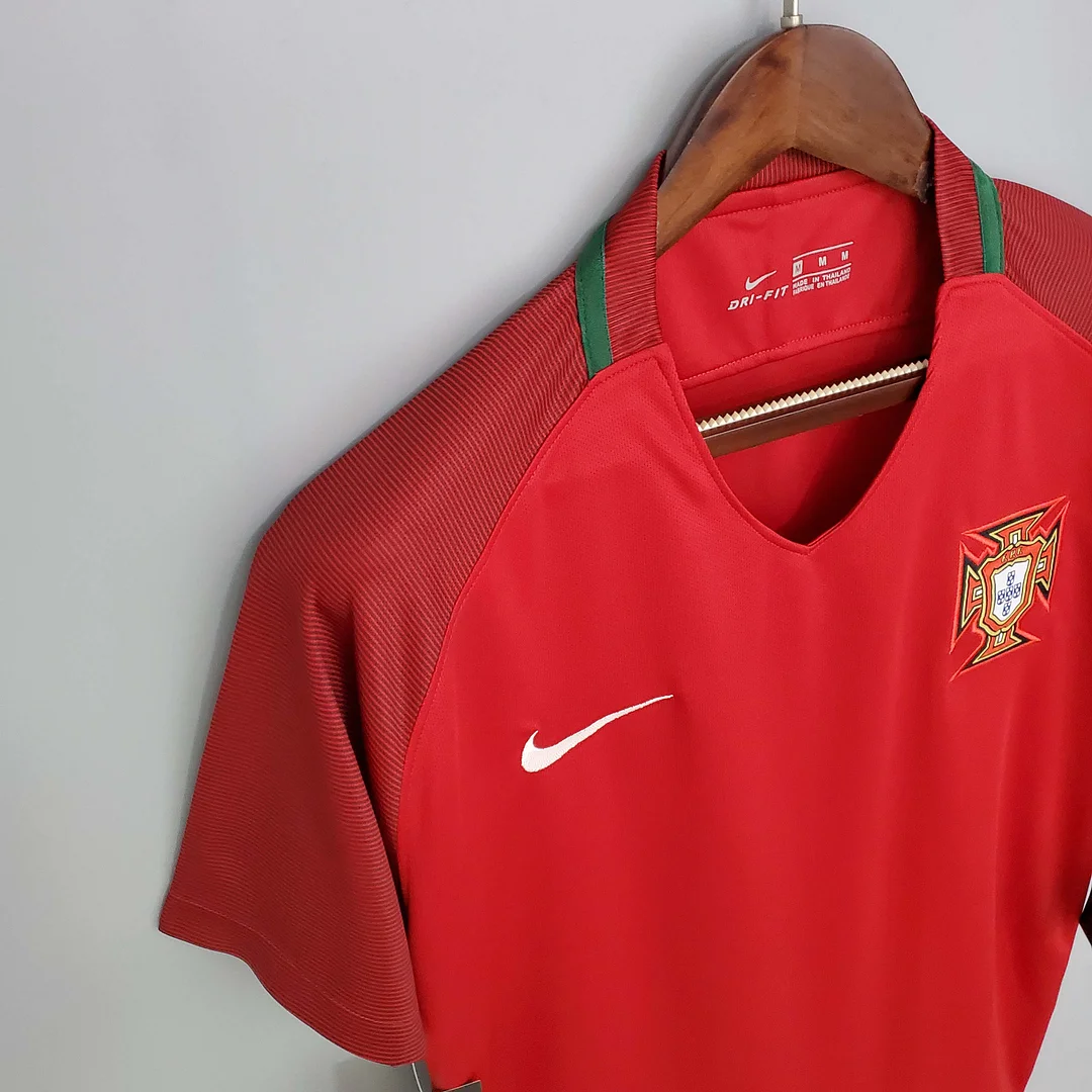 2016 Retro Portugal Home Football Shirt 1:1 Thai Quality - Image 5