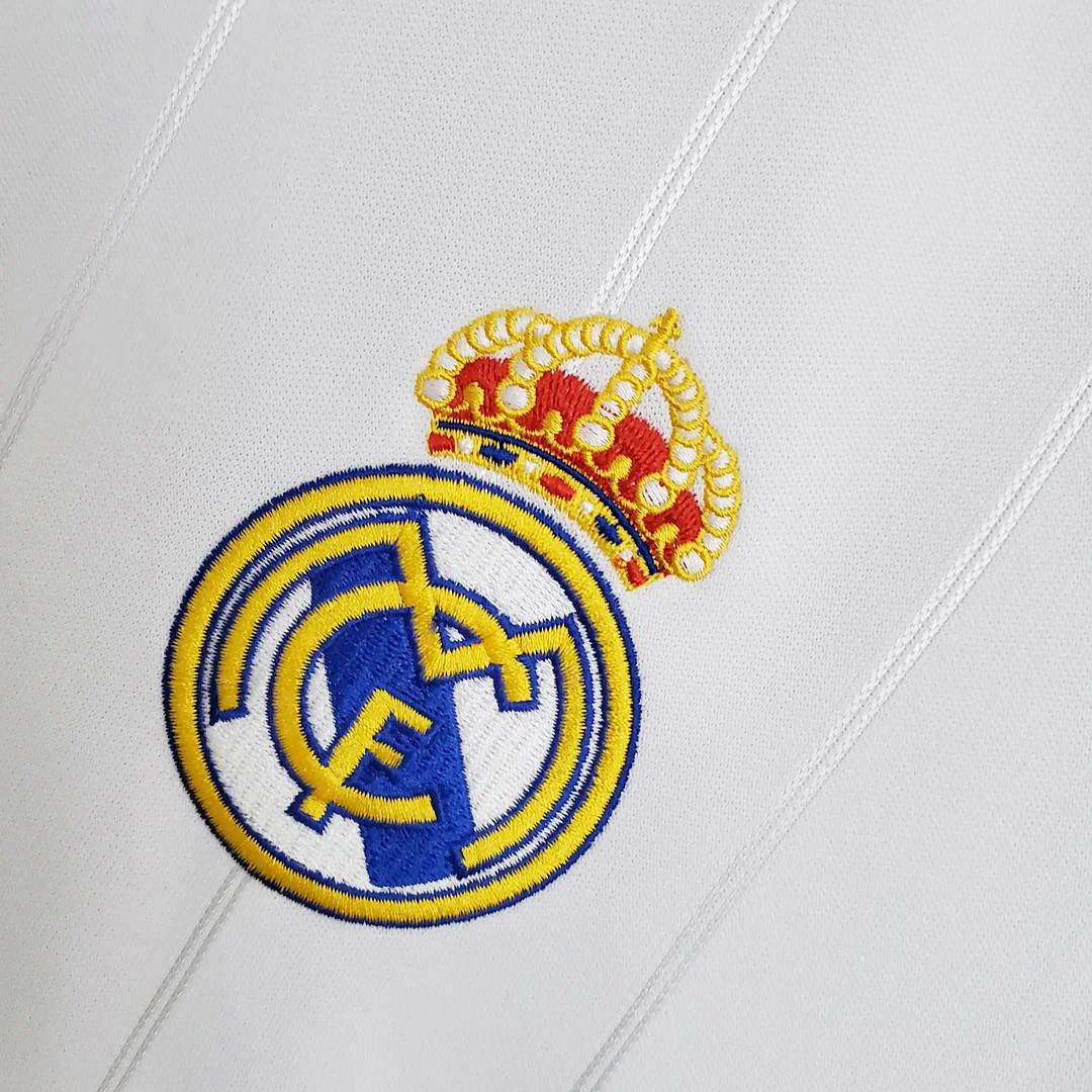 2012/2013 Retro Real Madrid Home - Image 5