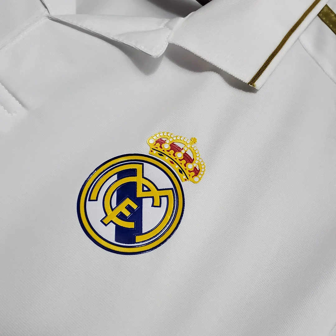 2011/2012 Retro Long Sleeve Real Madrid Home - Image 5