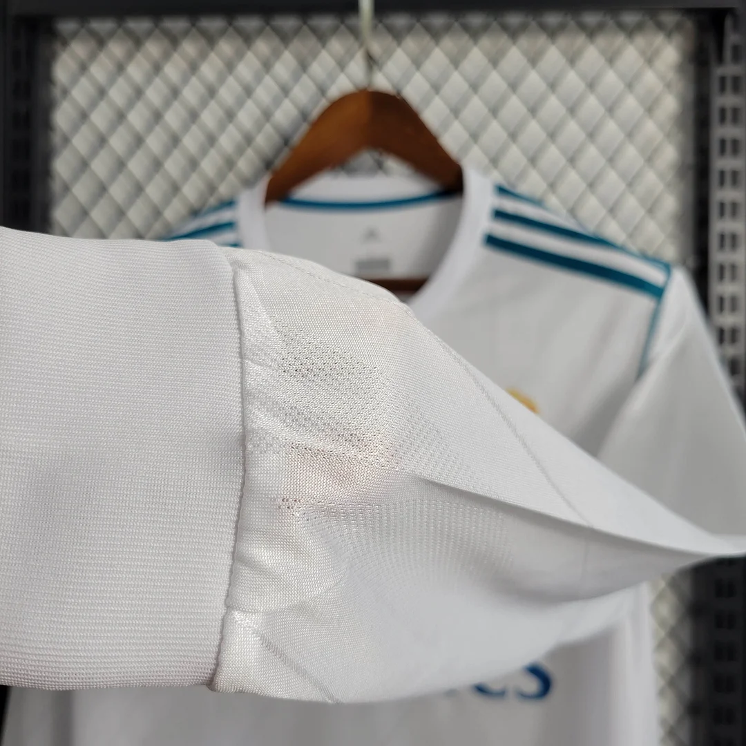 2017/2018 Retro Long Sleeve Real Madrid Home - Image 7