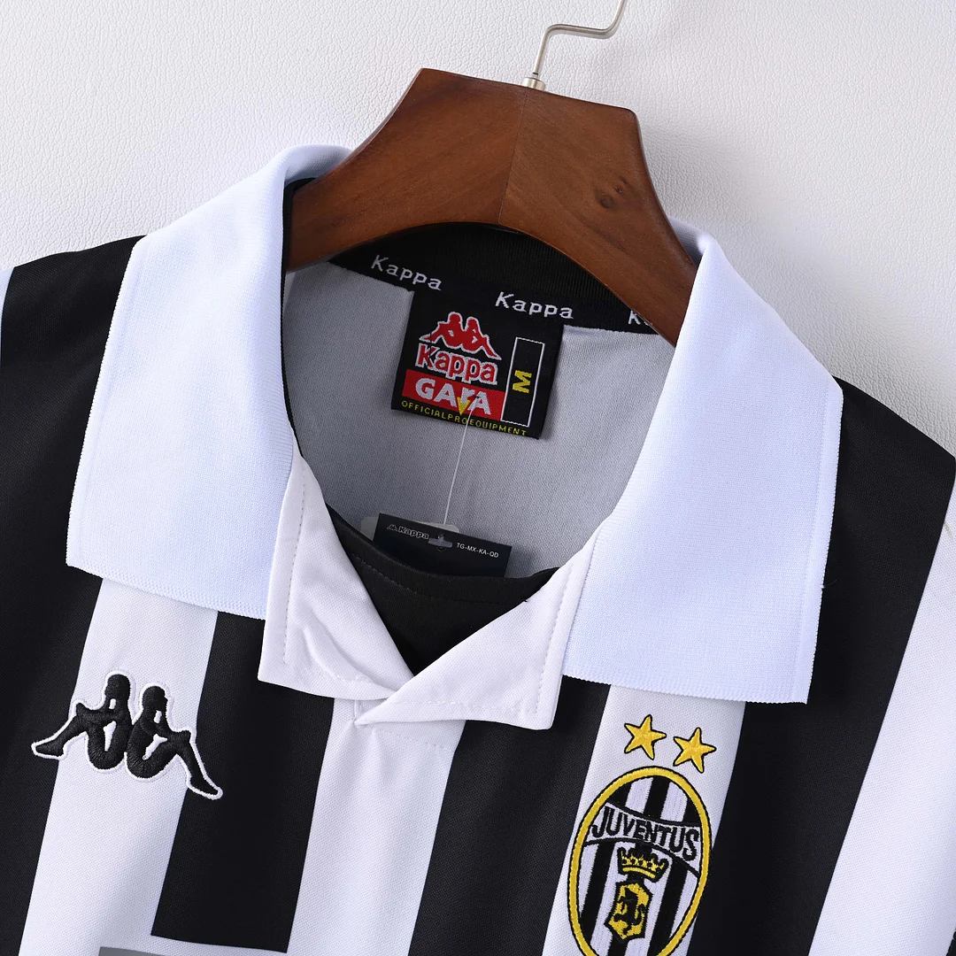 1999/2000 Retro Juventus Home Football Shirt 1:1 Thai Quality - Image 3