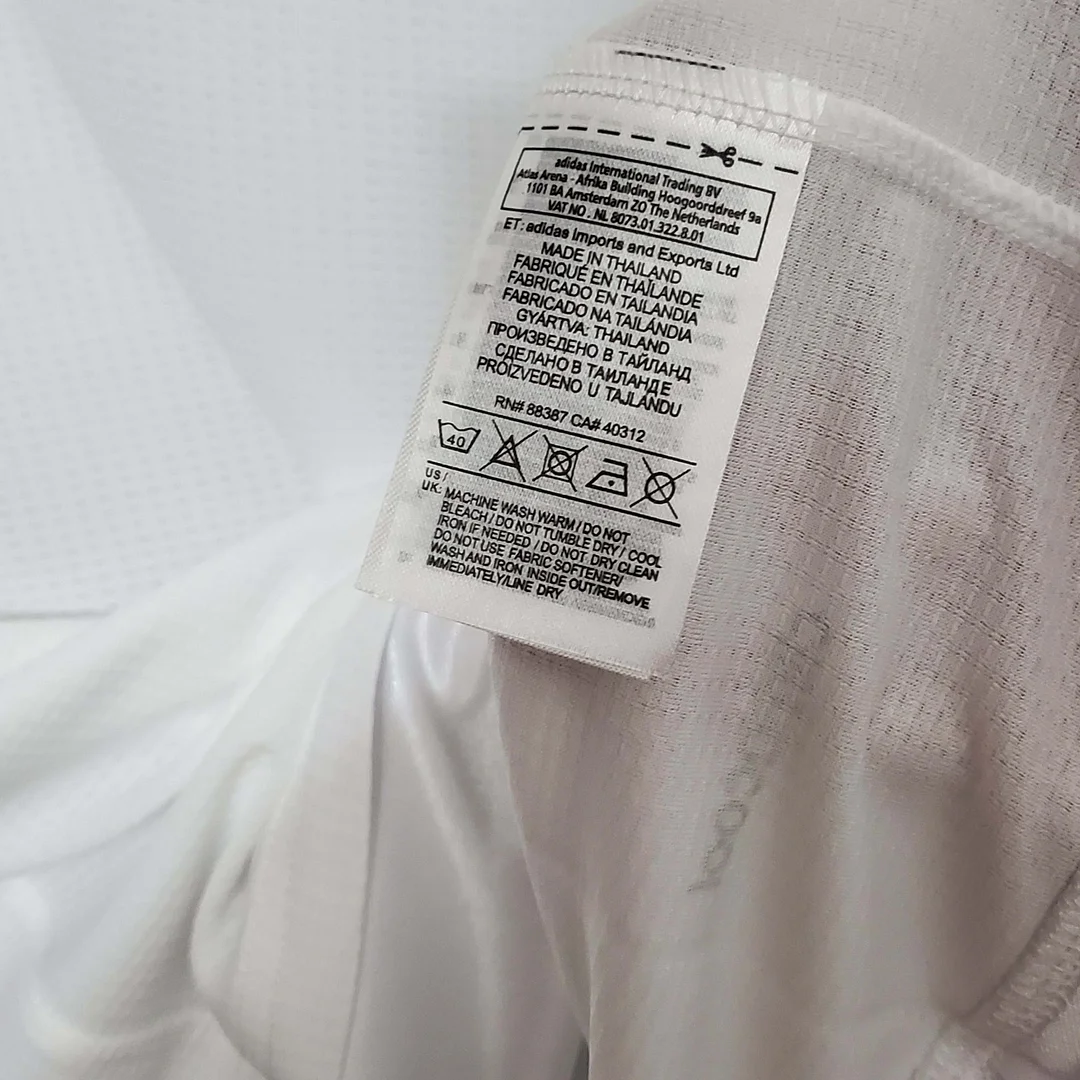 2015/2016 Retro Real Madrid Home Football Shirt1:1 Thai Quality - Image 10