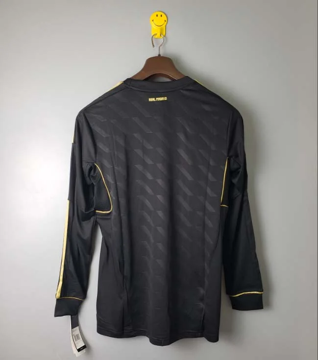 2011/2012 Retro Long Sleeve Real Madrid Away - Image 2