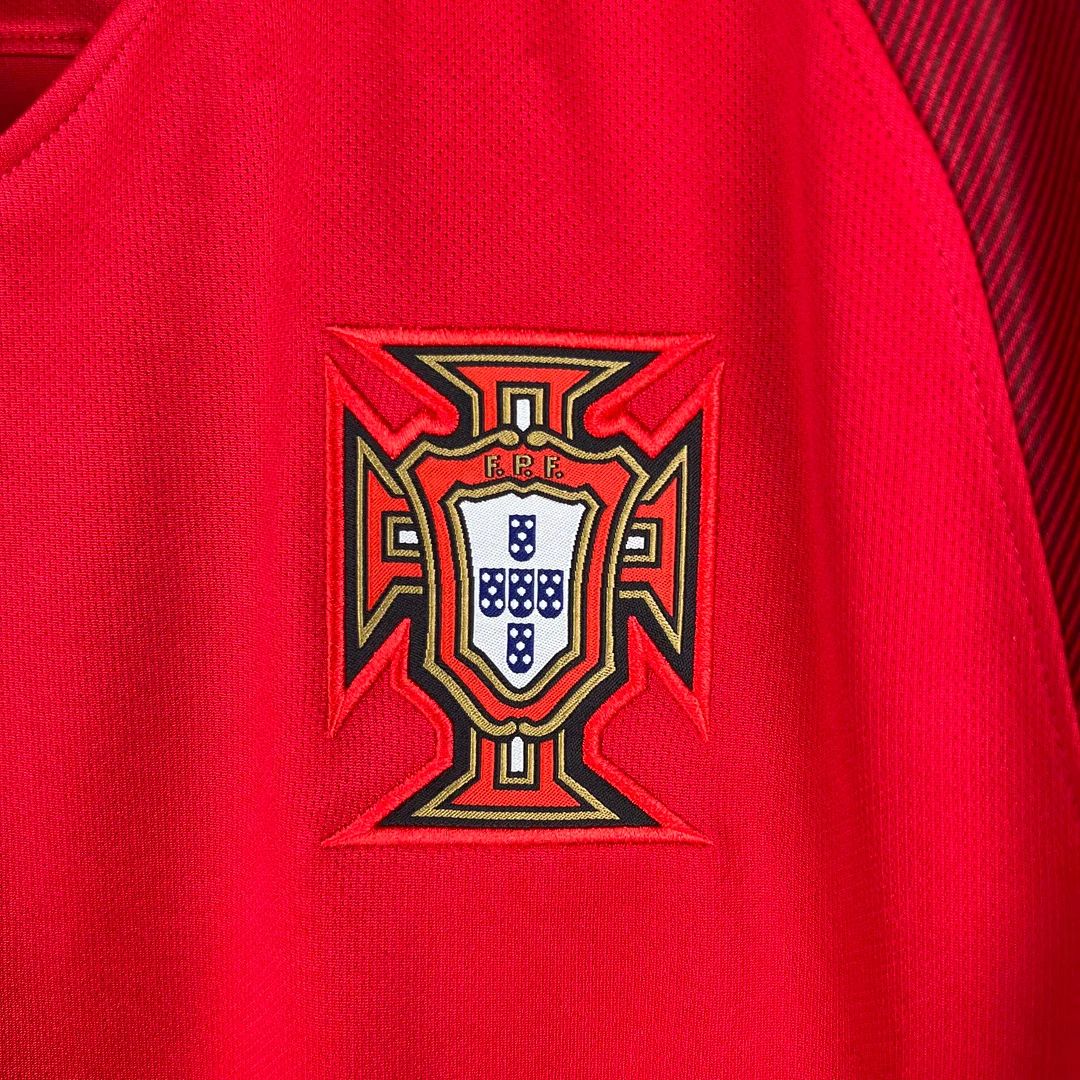 2016 Retro Long Sleeve Portugal Home Football Shirt 1:1 Thai Quality - Image 6