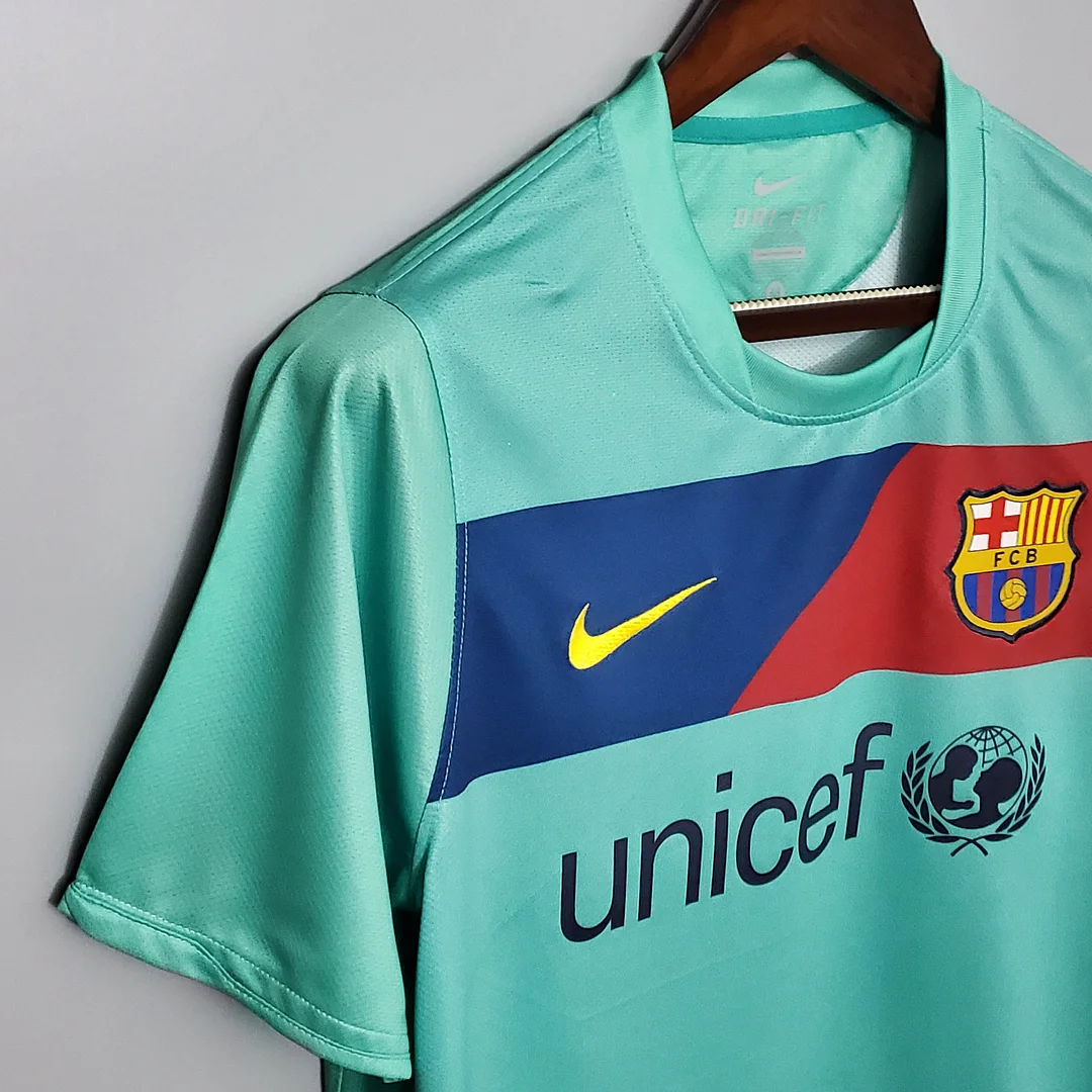 2010/2011 Retro Barcelona Away Football Shirt 1:1 Thai Quality - Image 7