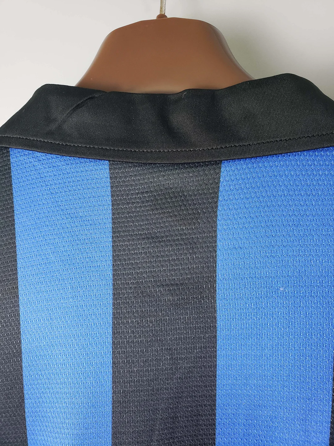 1998/1999 Retro Long Sleeve Internazionale Milan Home Football Jersey 1:1 Thai Quality - Image 4