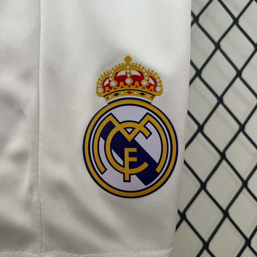2016/2017 Retro Real Madrid Home Football Shirt 1:1 Thai Quality Kids Size - Image 9