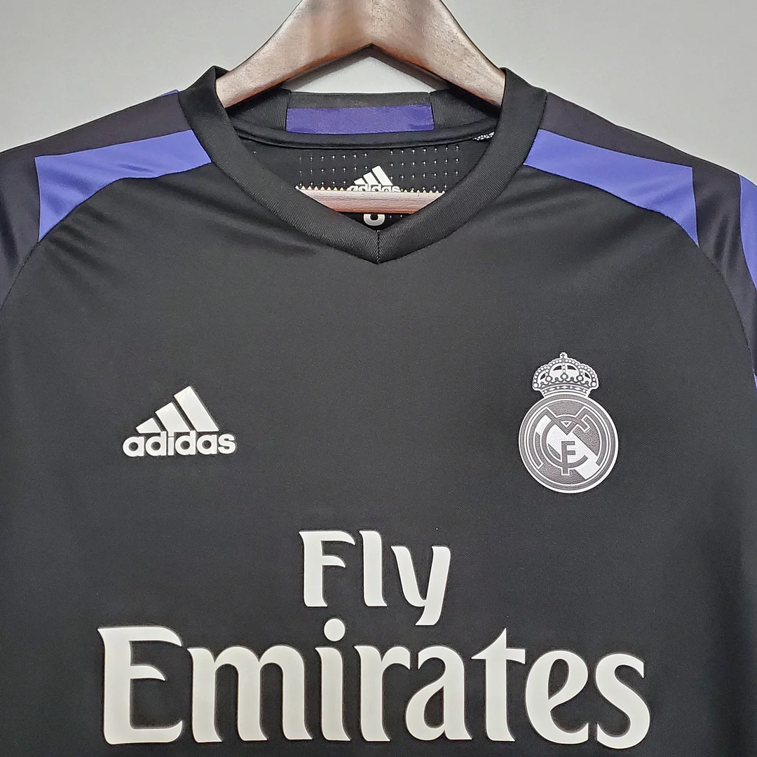 2016/2017 Retro Long Sleeve Real Madrid Third Away - Image 3