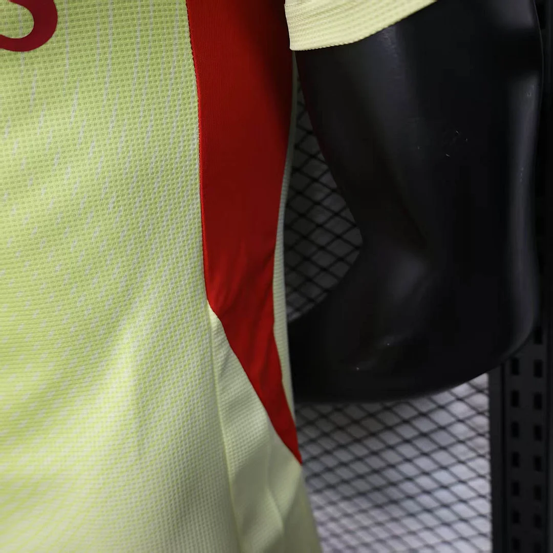 2025/2026 Player Version Arsenal Goalkeeper Yellow Football Shirt 1:1 Thai Quality - Image 8
