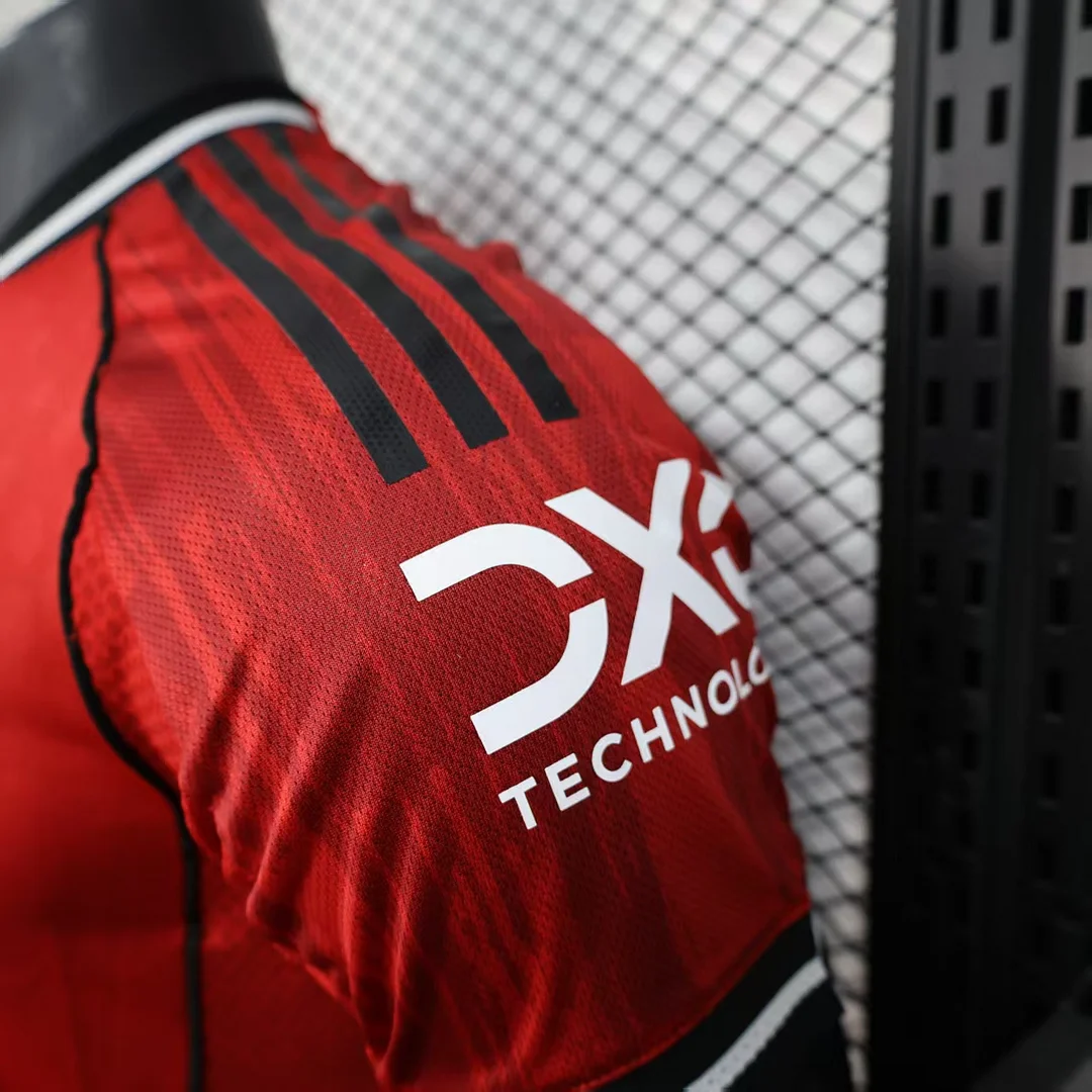 2025/2026 Player Version Manchester United Home Football Shirt 1:1 Thai Quality - Image 8