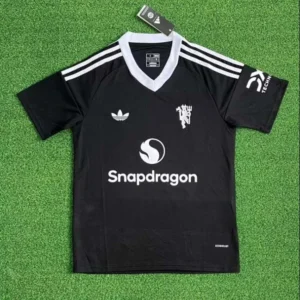 2024/2025 Manchester United Goalkeeper Black Football Shirt 1:1 Thai Quality