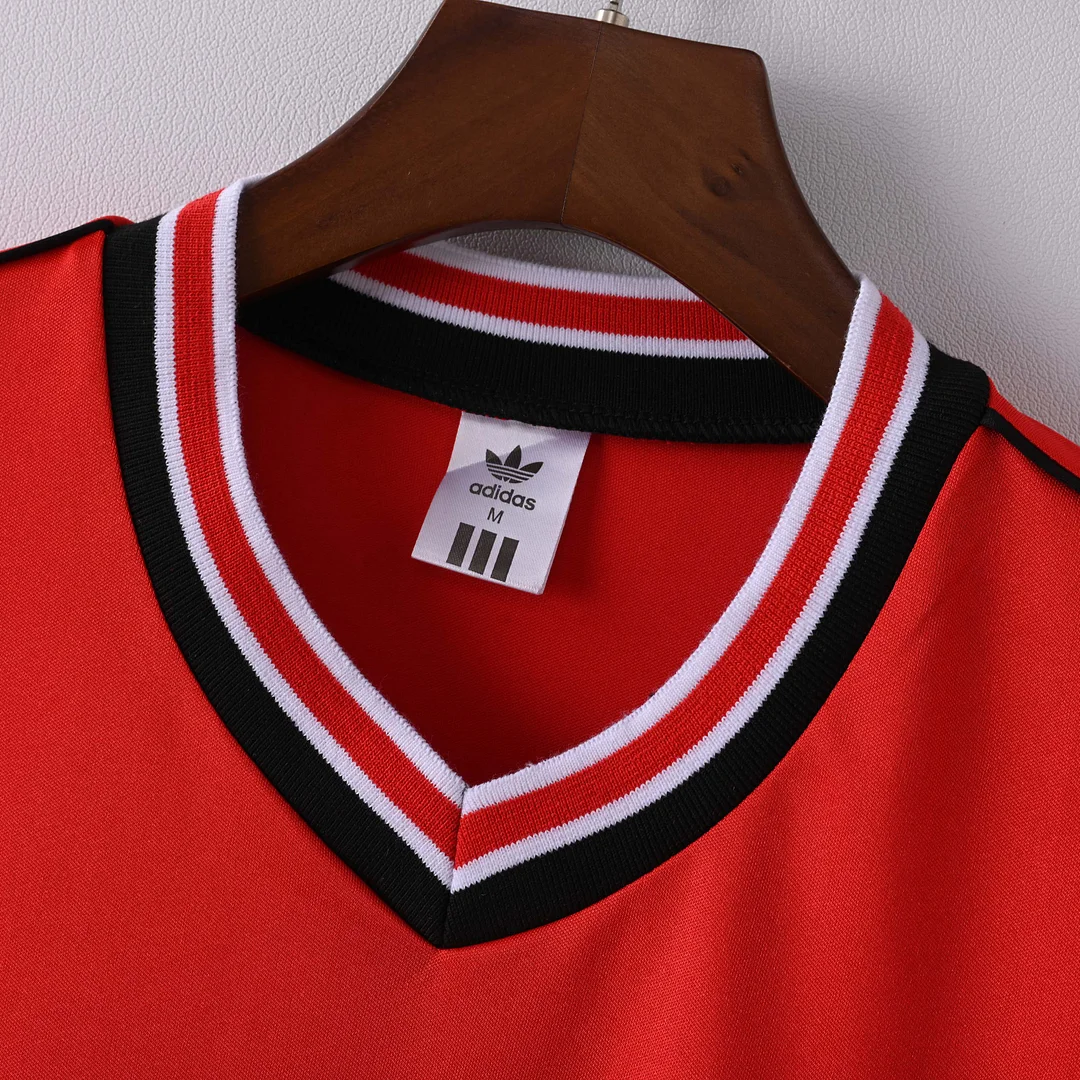 1985 Retro Manchester United Home Football Shirt 1:1 Thai Quality - Image 4