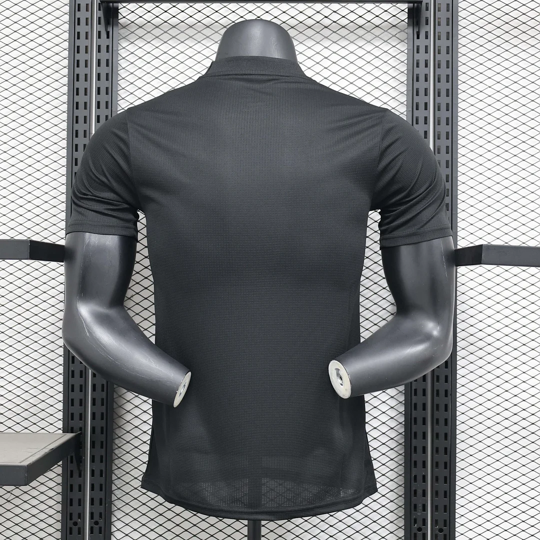 2025/2026 Player Version Manchester United Special Edition Black Red Football Shirt 1:1 Thai Quality - Image 2