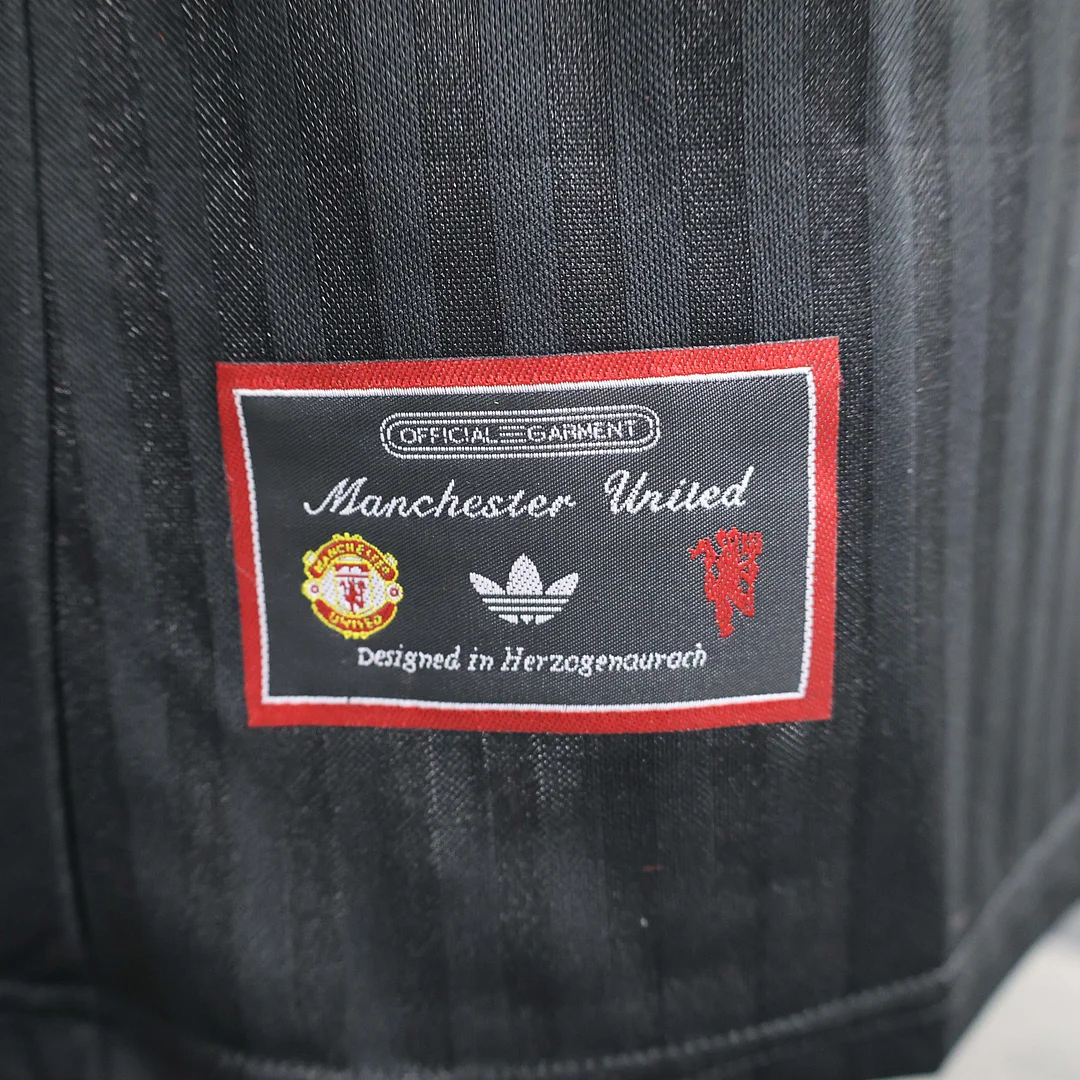 2025/2026 Player Version Manchester United Special Edition Black Football Shirt 1:1 Thai Quality - Image 8