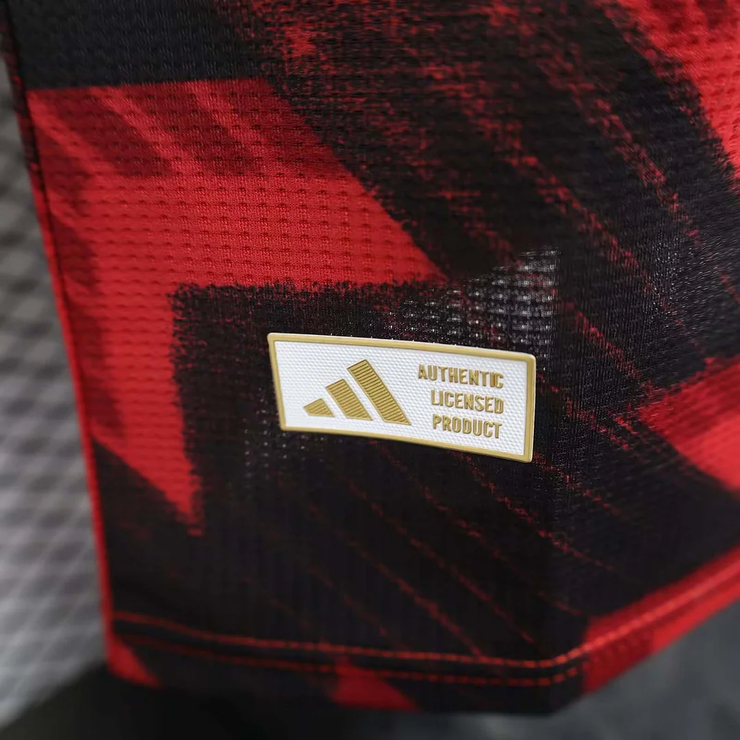 2025/2026 Player Version Manchester United Training Wear Red and black Football Shirt 1:1 Thai Quality - Image 8