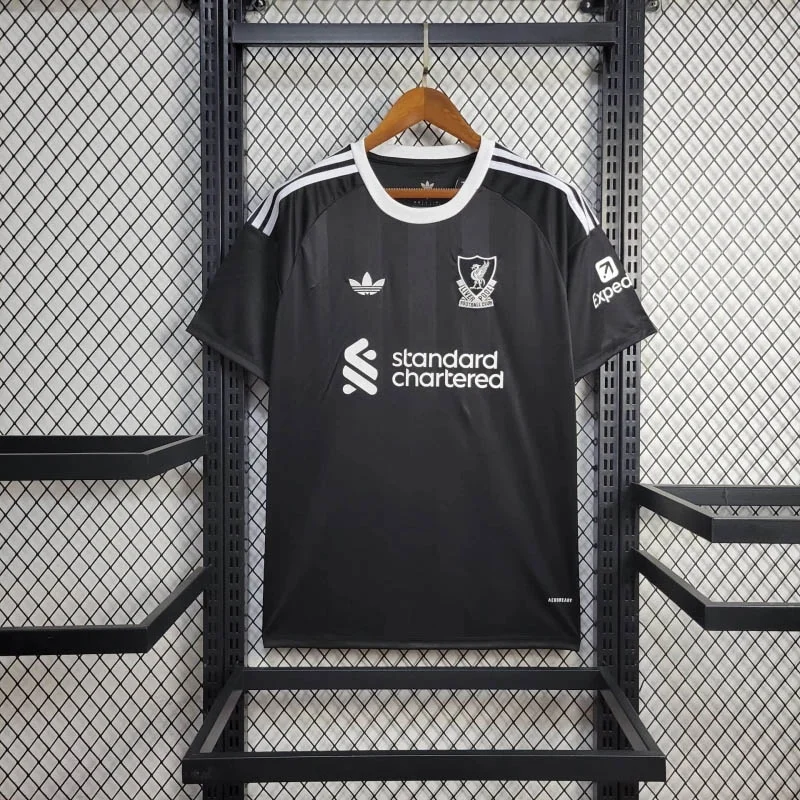 2025/2026 Liverpool Goalkeeper Black Soccer Jersey 1:1 Thai Quality