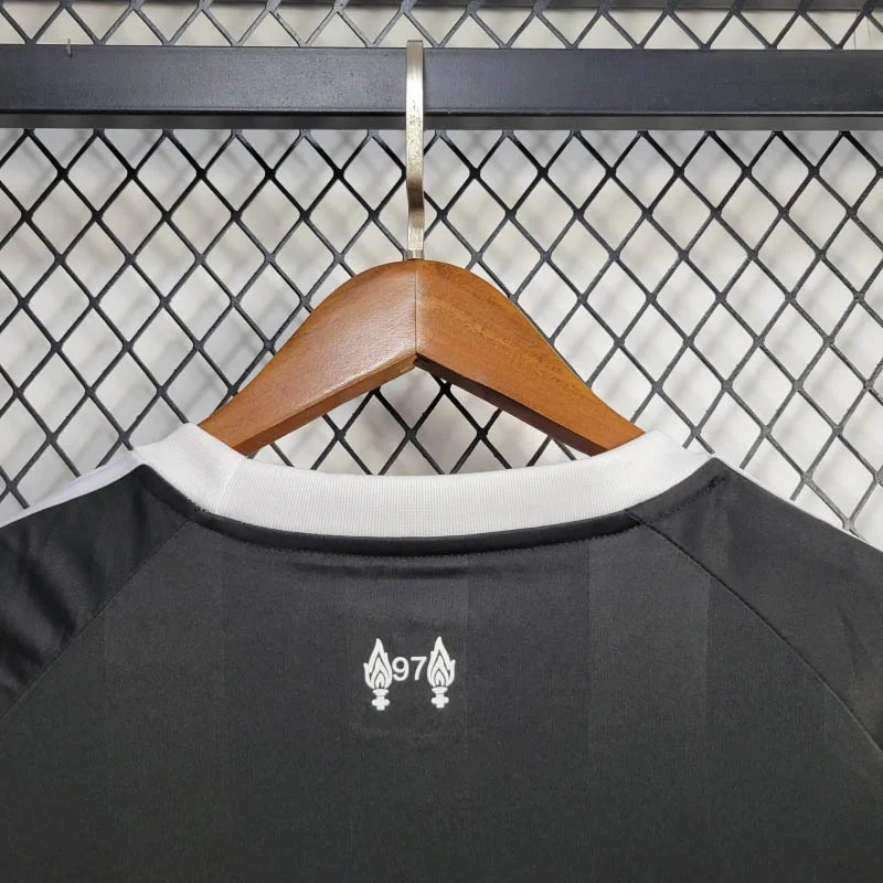 2025/2026 Liverpool Goalkeeper Black Soccer Jersey 1:1 Thai Quality - Image 4