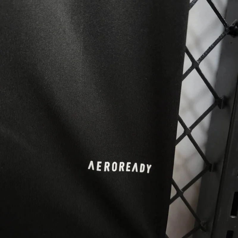 2025/2026 Liverpool Goalkeeper Black Soccer Jersey 1:1 Thai Quality - Image 8