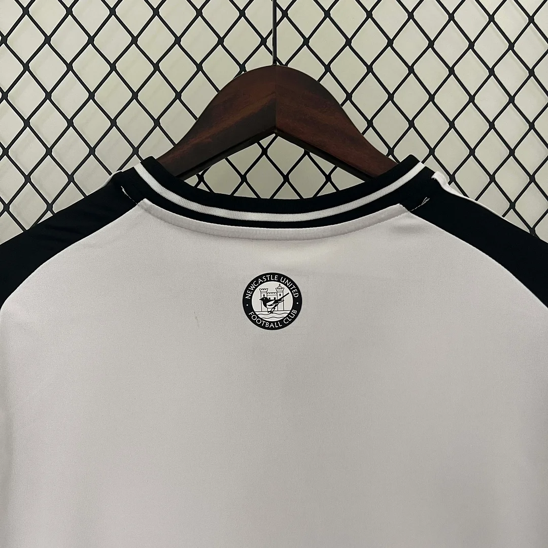 2024/2025 Newcastle United Home Football Shirt 1:1 Thai Quality - Image 4