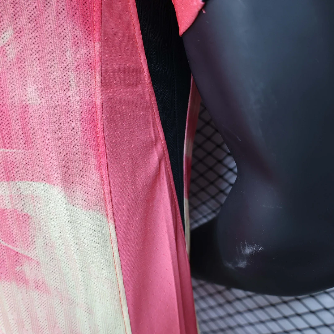 2024/2025 Player Version Barcelona Special Edition Pink Football Shirt 1:1 Thai Quality - Image 11