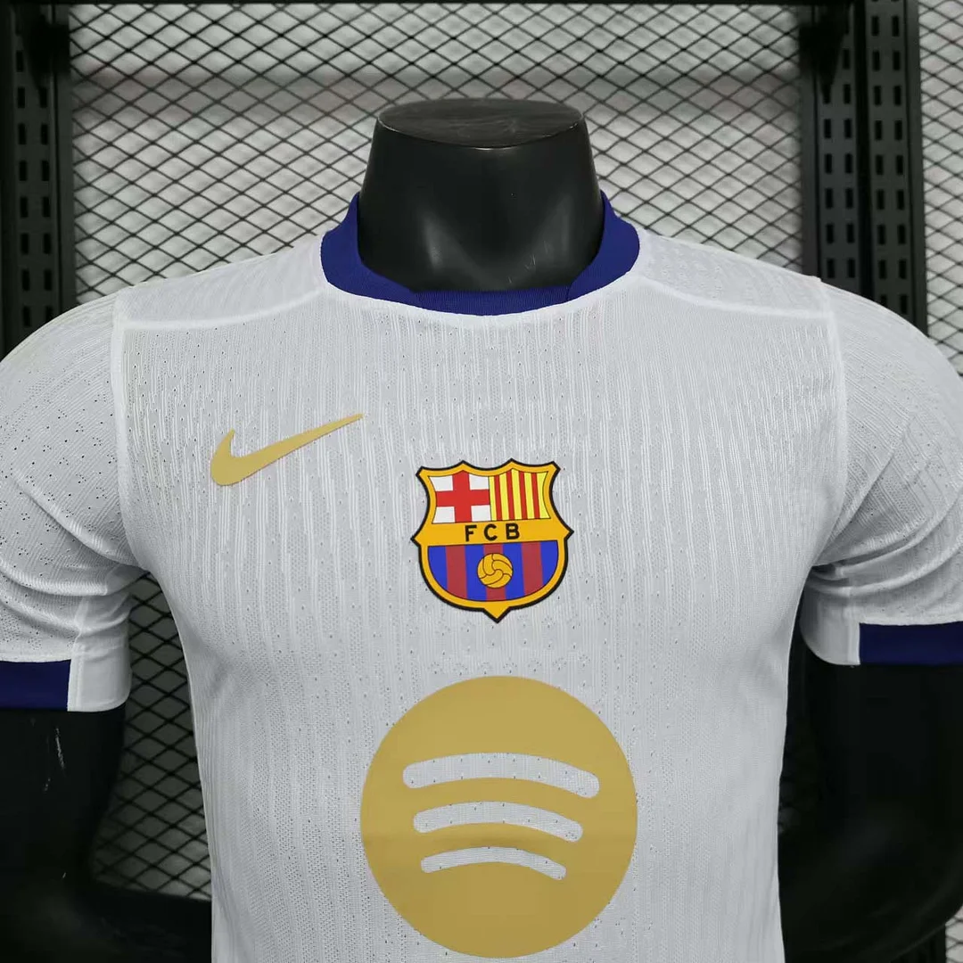 2025/2026 Player Version Barcelona Special Edition White 1:1 Thai Quality - Image 8