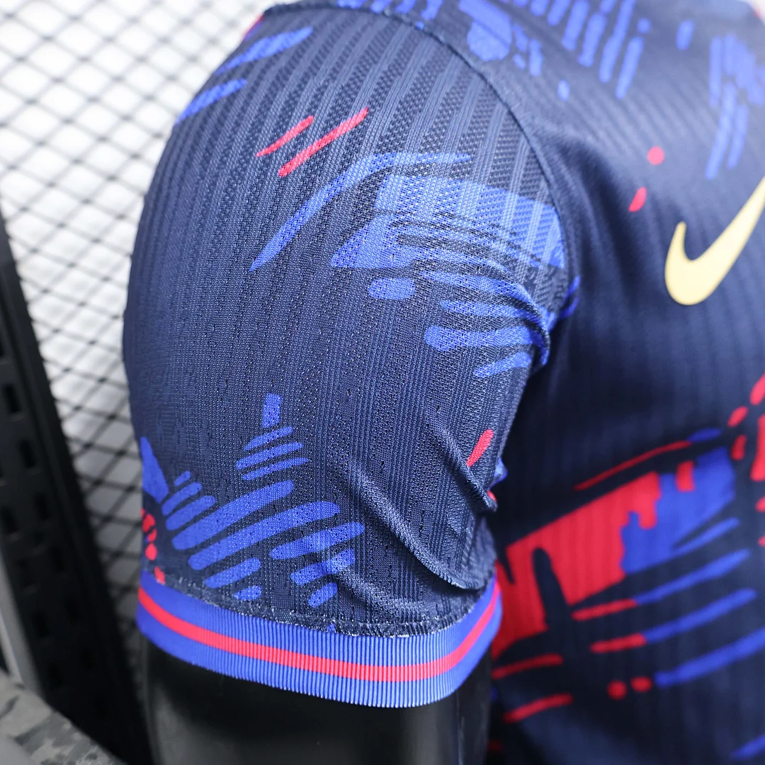 2025/2026 Player Version Barcelona Special Edition Navy blue Football Shirt 1:1 Thai Quality - Image 3