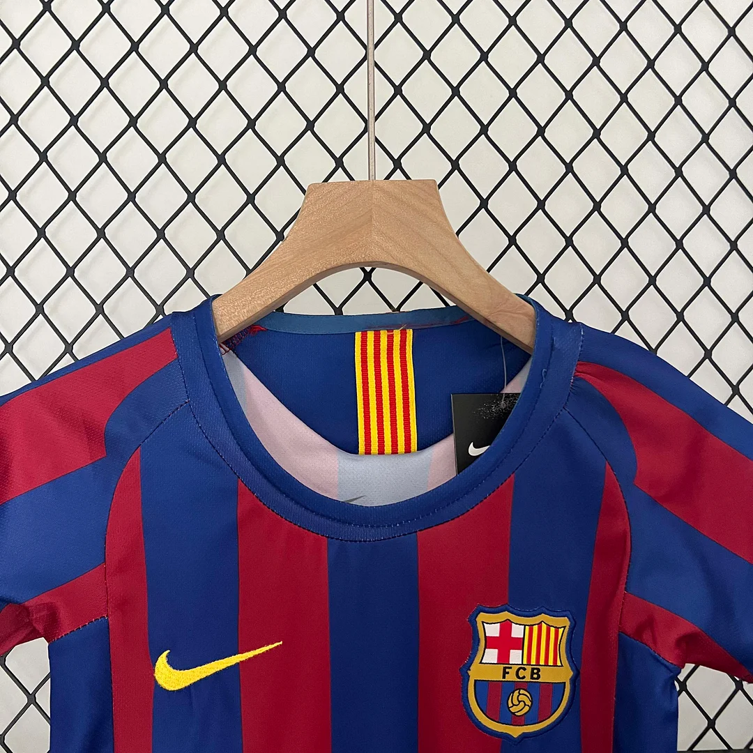 2005/2006 Retro Barcelona Home Football Shirt 1:1 Thai Quality Kids Size - Image 3