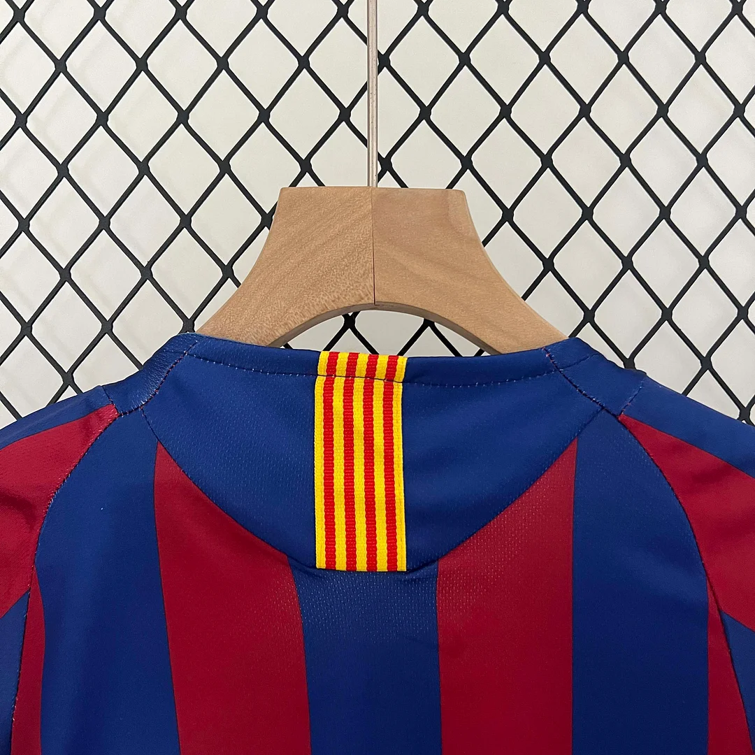 2005/2006 Retro Barcelona Home Football Shirt 1:1 Thai Quality Kids Size - Image 4