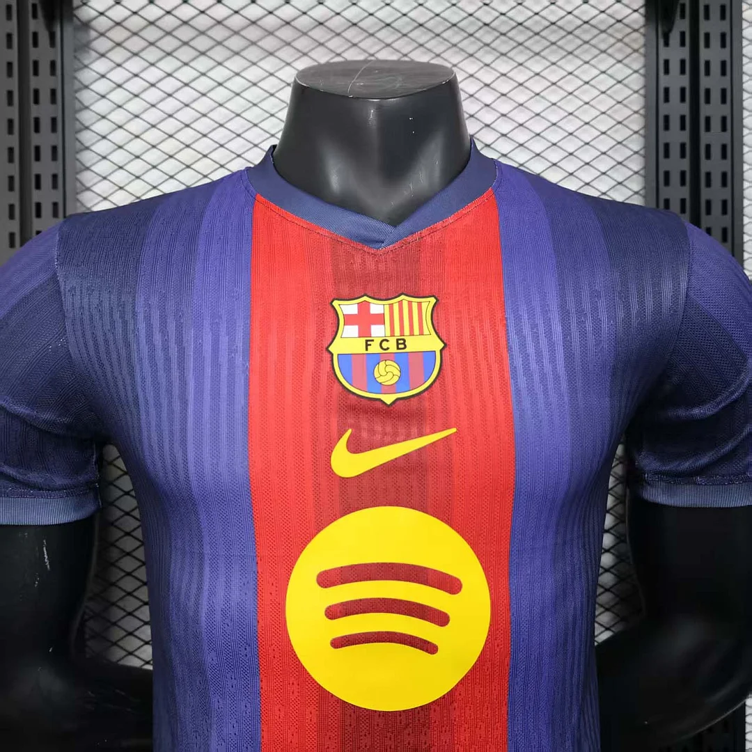 2025/2026 Player Version Barcelona Special Edition Red and blue Football Shirt 1:1 Thai Quality - Image 4