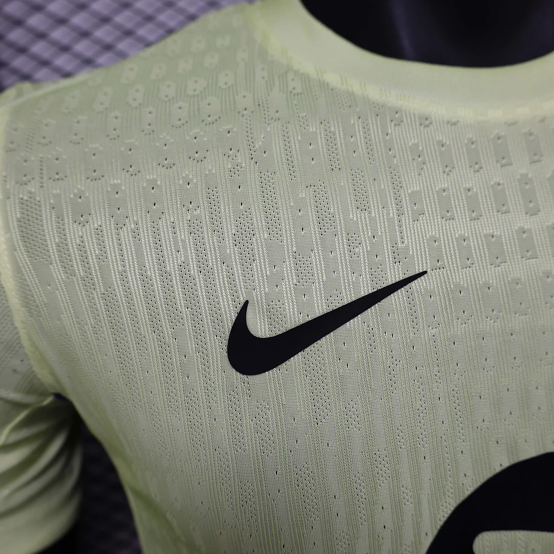 2024/2025 Player Version Barcelona Special Edition Yellow Football Shirt 1:1 Thai Quality - Image 4