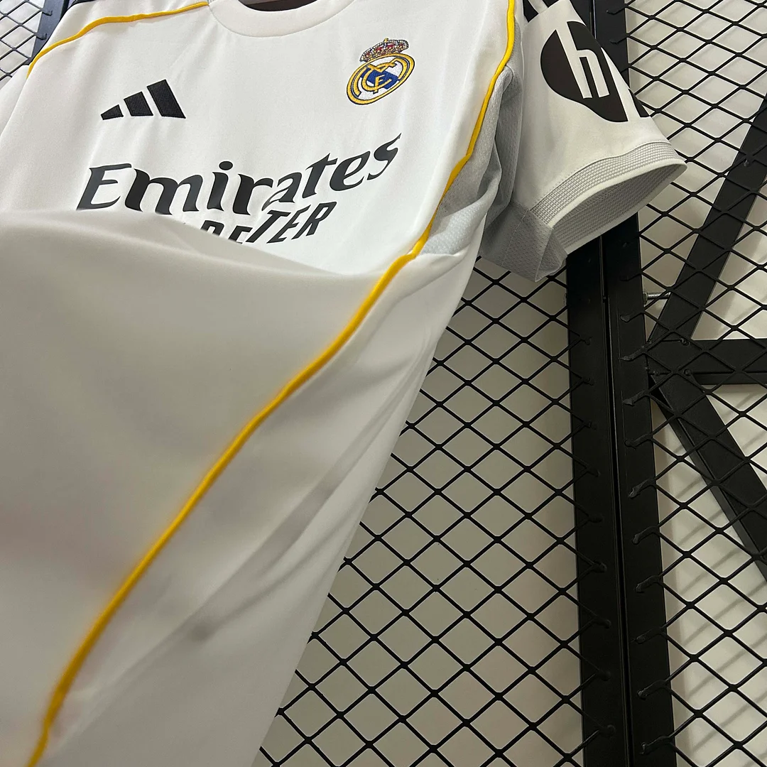 2025/2026 Real Madrid Home Football Shirt 1:1 Thai Quality - Image 8