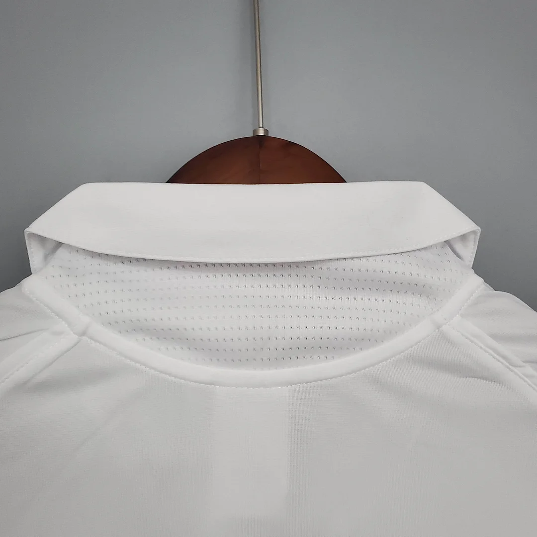 2005/2006 Retro Real Madrid Home - Image 7