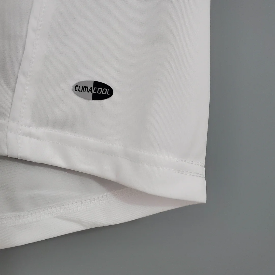 2005/2006 Retro Real Madrid Home - Image 9